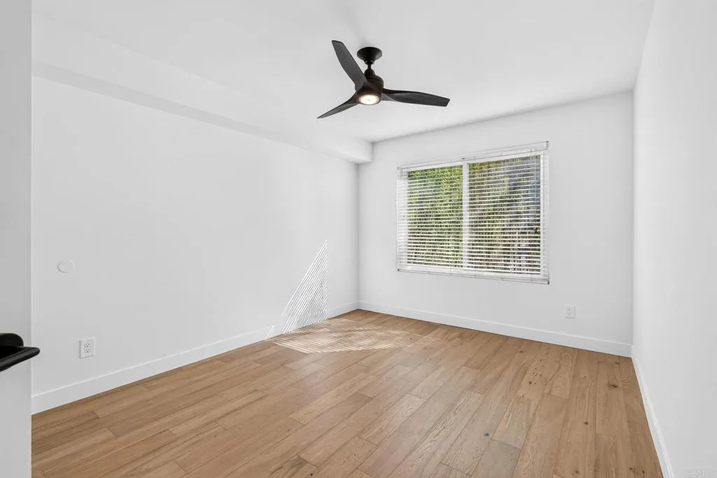https://cdn.realtyfeed.com/cdn/127/307100185/f956988797d0ba04be9d2a89662b4b52.webp