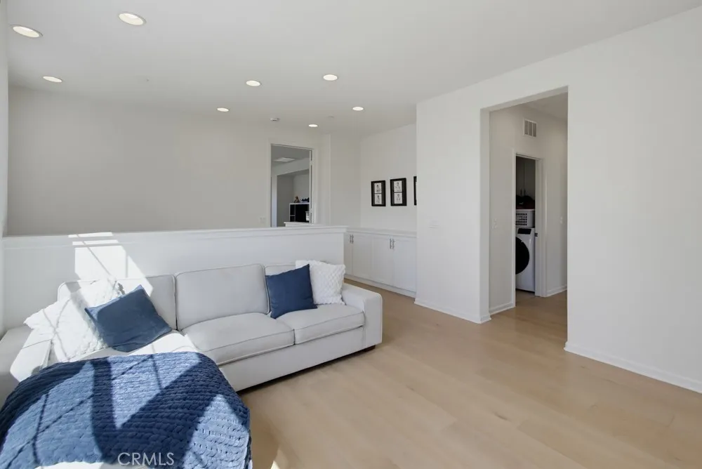 13486 Peach Tree Way, San Diego, CA 92130