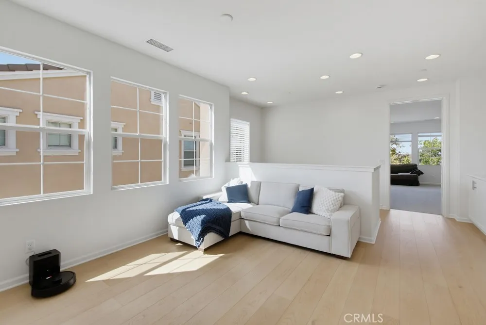 13486 Peach Tree Way, San Diego, CA 92130