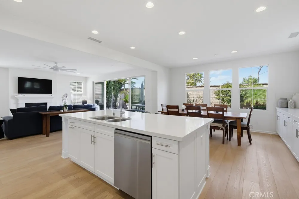 13486 Peach Tree Way, San Diego, CA 92130