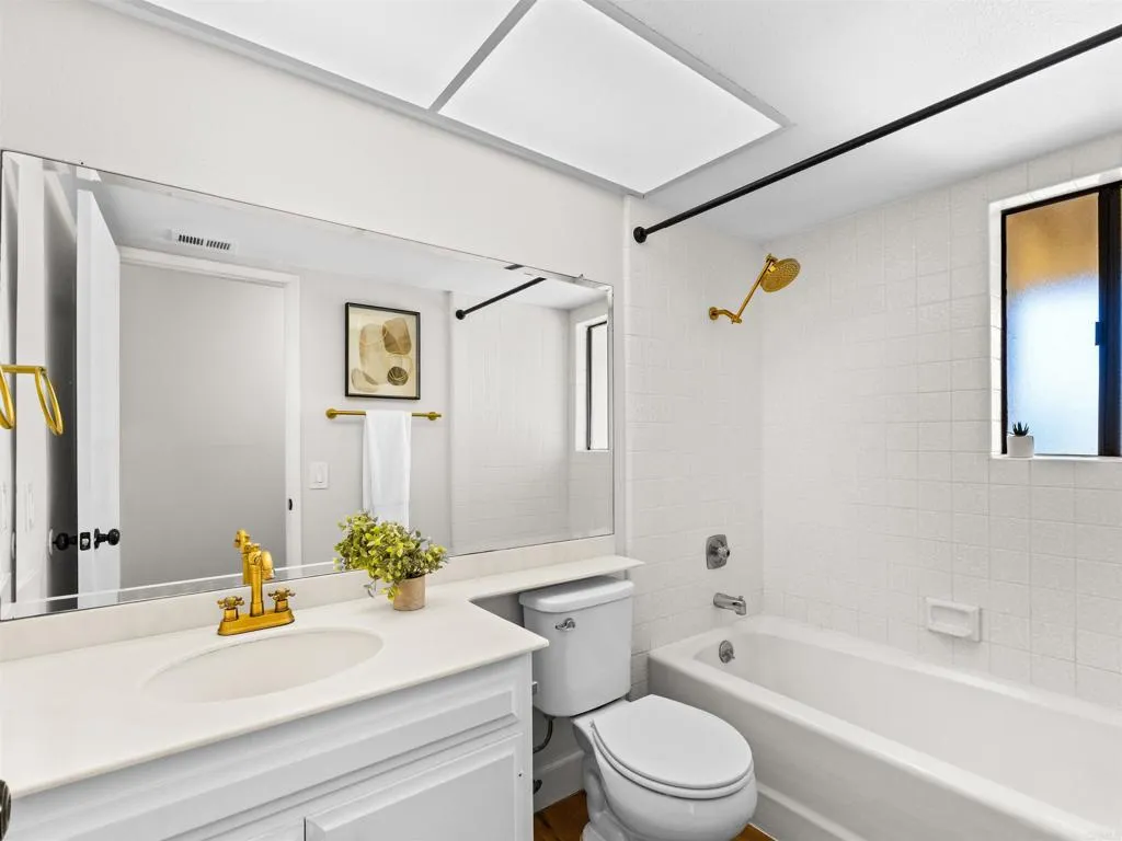 https://cdn.realtyfeed.com/cdn/127/307100307/255a34780dfc5536dde02863c48ddccb.webp