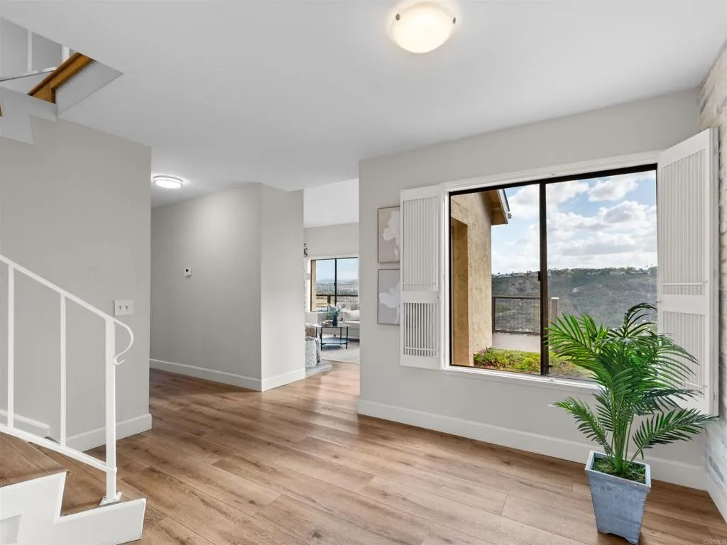 https://cdn.realtyfeed.com/cdn/127/307100307/5f57c5903d904a327706c05ba2d9fbeb.webp