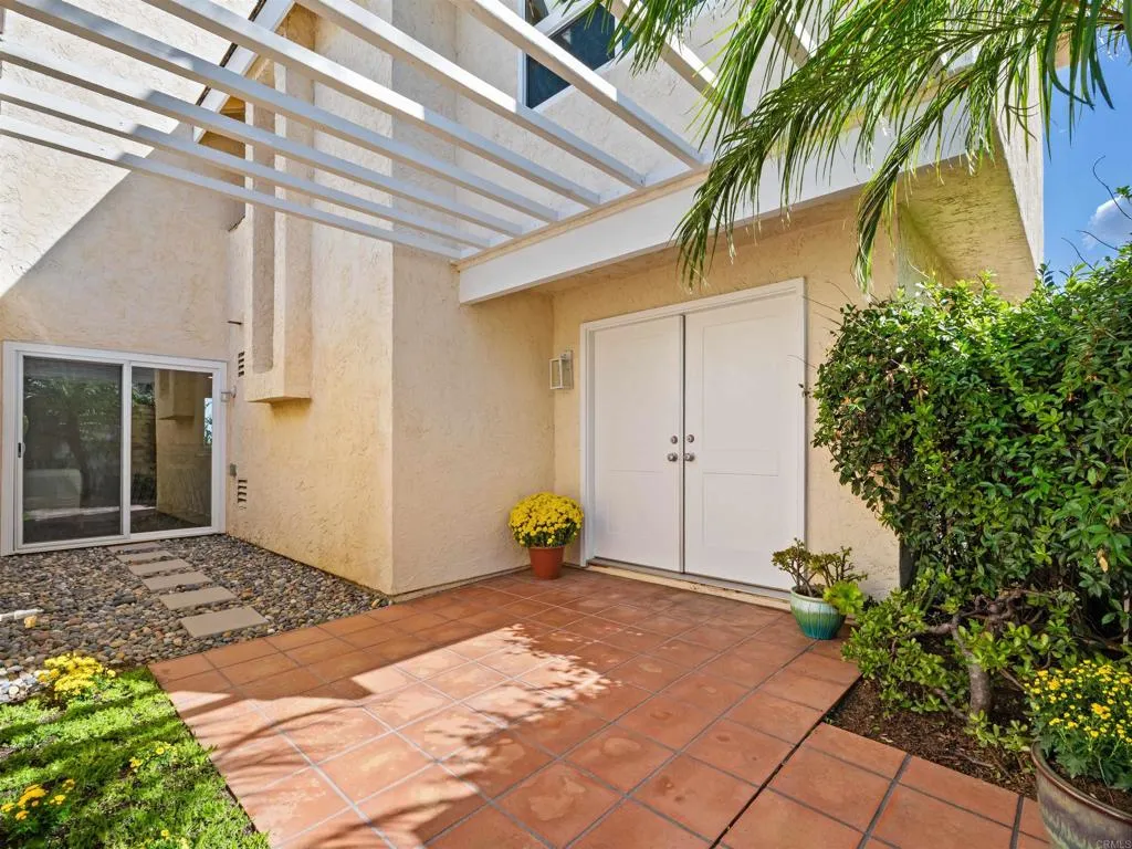 https://cdn.realtyfeed.com/cdn/127/307100307/9fa988bb7eacac2f09442bd2d0f8787f.webp