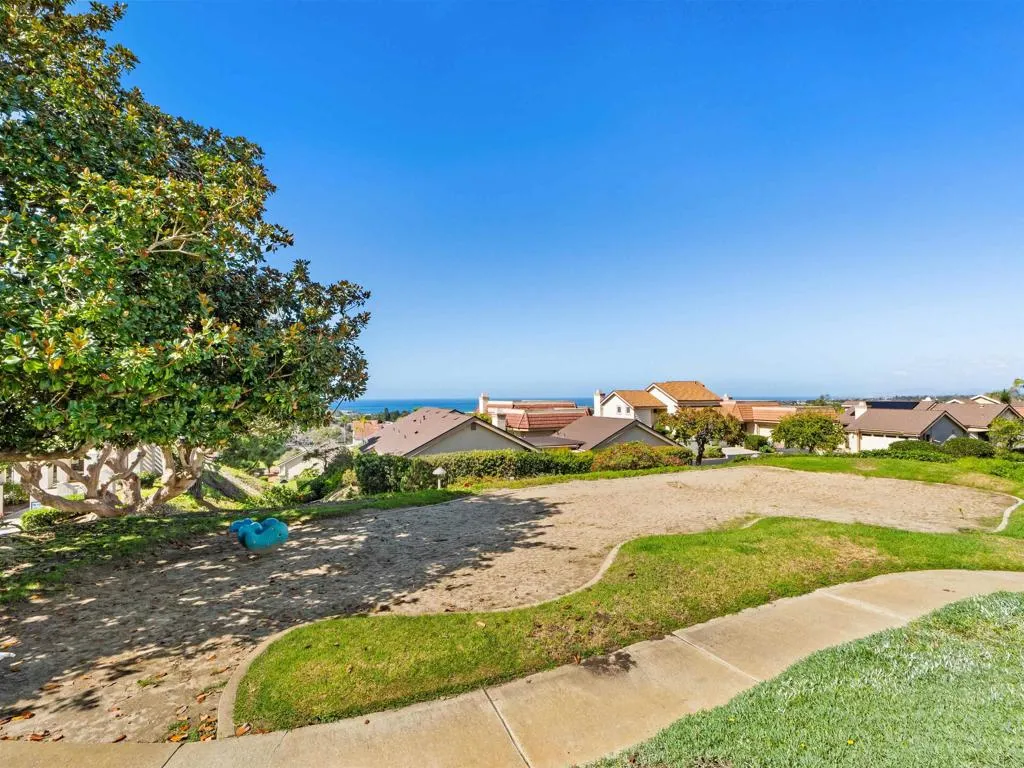 https://cdn.realtyfeed.com/cdn/127/307100307/c5ad3f220ce9b21f22d8e96d6be4e6d7.webp