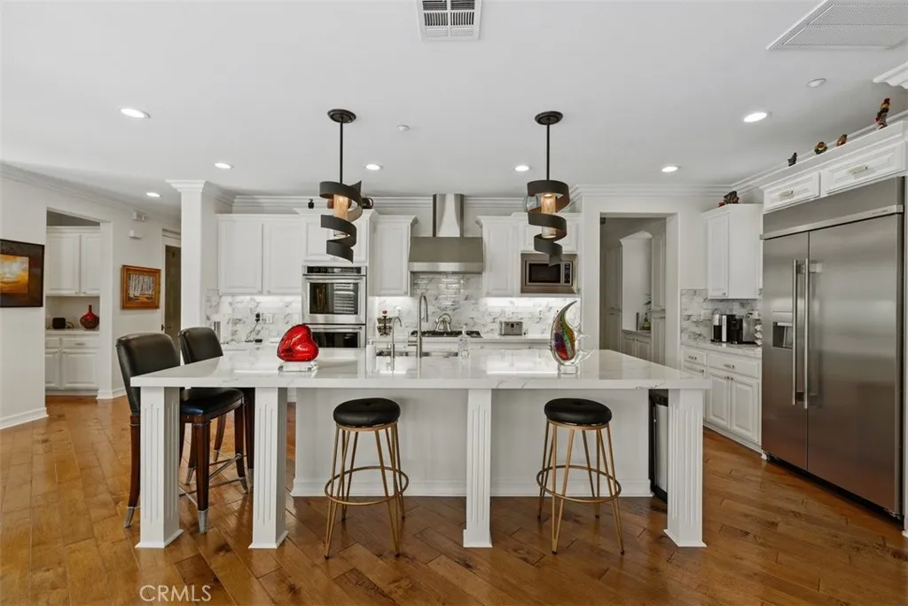 https://cdn.realtyfeed.com/cdn/127/307100346/eaab507f8173678a8424d7b35d0c6247.webp