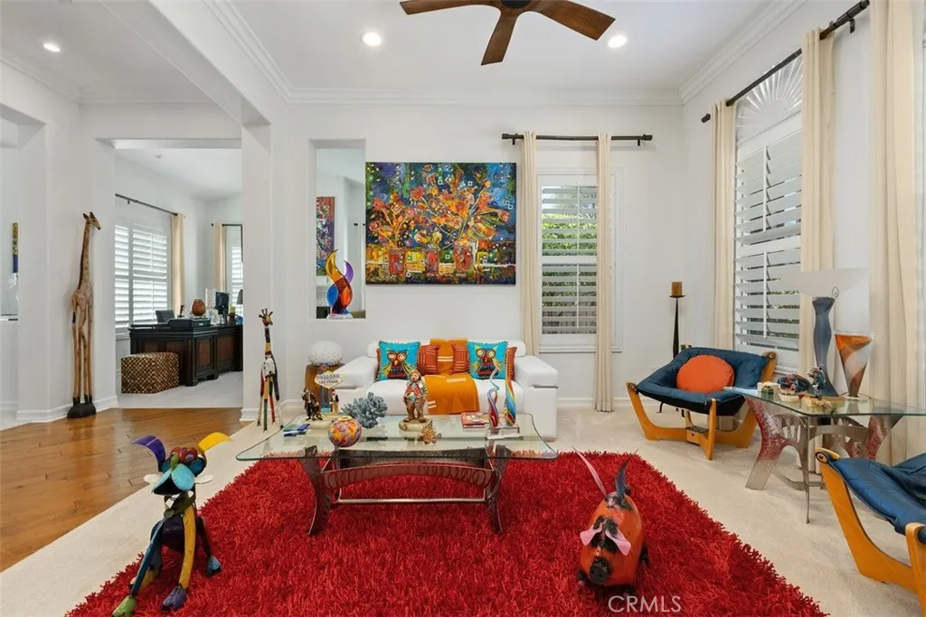 https://cdn.realtyfeed.com/cdn/127/307100346/f54369f8cc552c2c564eb7f751220d29.webp