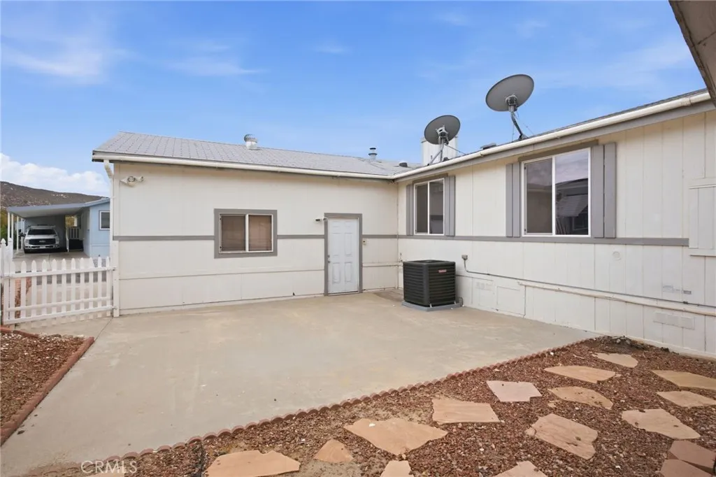 https://cdn.realtyfeed.com/cdn/127/307100433/08f2c96d70c2be90b972a8b646ff6bd9.webp