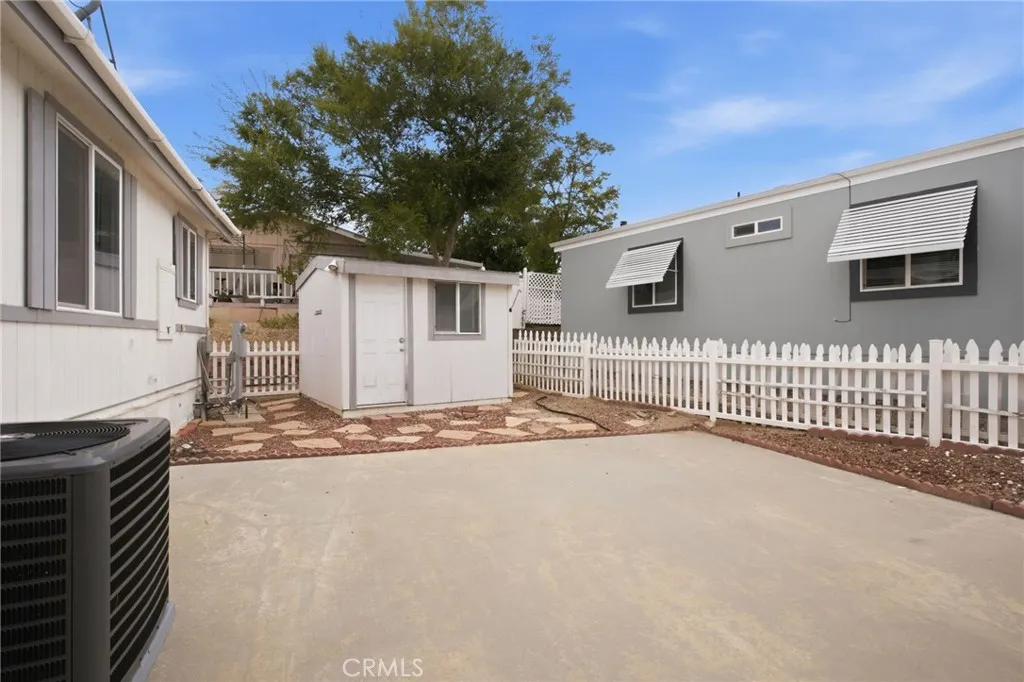 https://cdn.realtyfeed.com/cdn/127/307100433/89cab44f80d11ca110e45a23da4ca3e4.webp