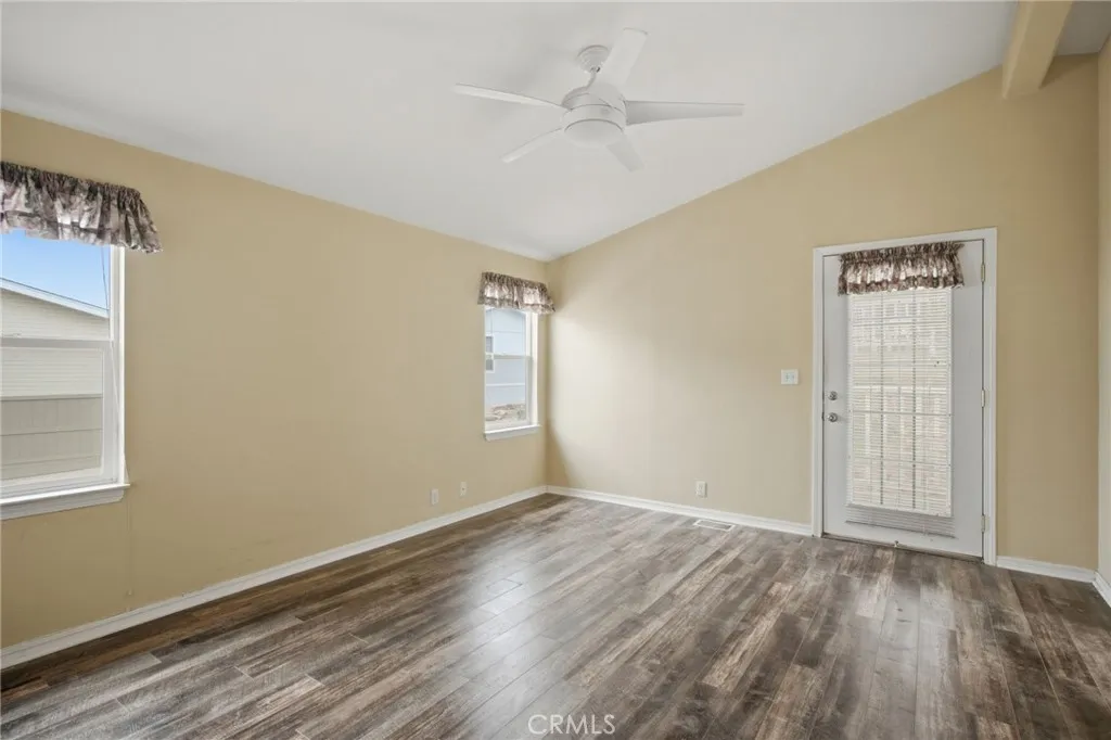 https://cdn.realtyfeed.com/cdn/127/307100433/fbb9ed1b0c9aa768a6eb8264883a0489.webp
