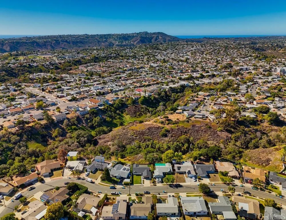 https://cdn.realtyfeed.com/cdn/127/307100449/744bfd4702c99836d55bf780aedb1fc2.webp
