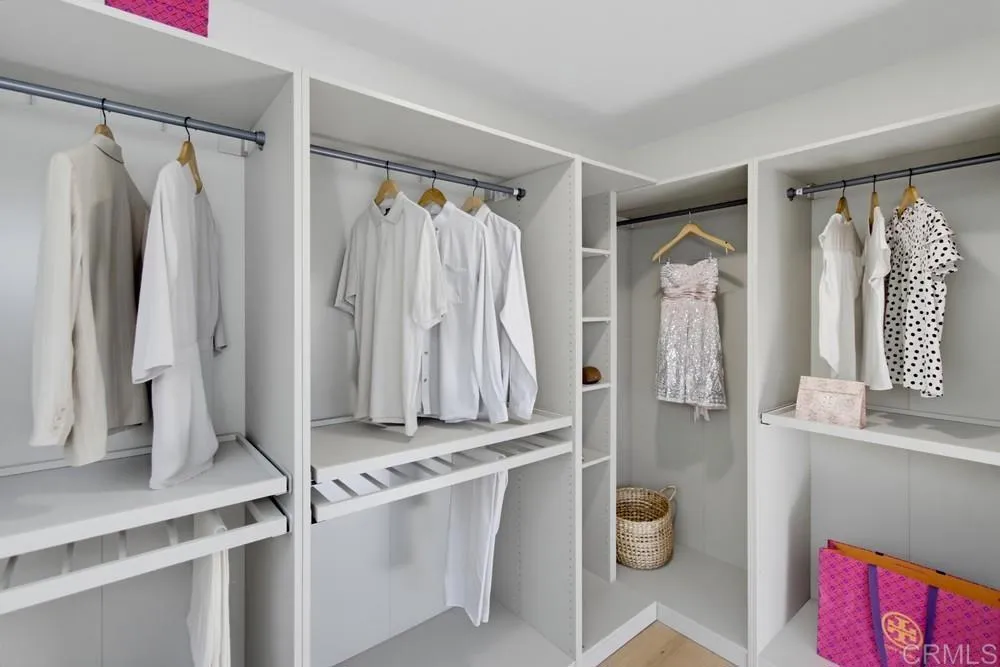 https://cdn.realtyfeed.com/cdn/127/307100449/d1d6247a1376c3cbb0854b9f34e8adbb.webp