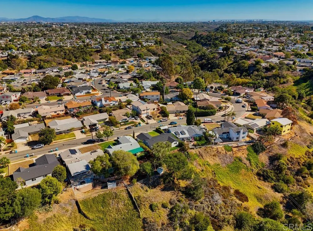 https://cdn.realtyfeed.com/cdn/127/307100449/f0a91163bf22ee9e39a0449d837e9370.webp