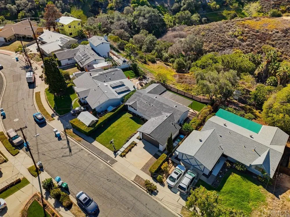 https://cdn.realtyfeed.com/cdn/127/307100449/f632f4bfa906563a9a50eec5fe45c1e3.webp