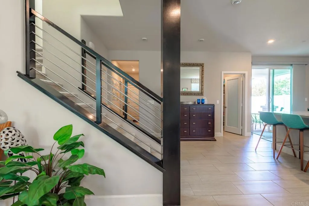 https://cdn.realtyfeed.com/cdn/127/307100451/9cc709230468ed5e2278c166bcbab037.webp