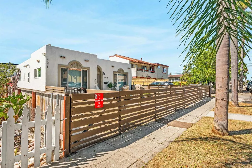 4576-4582 Felton Street, San Diego, CA 92116