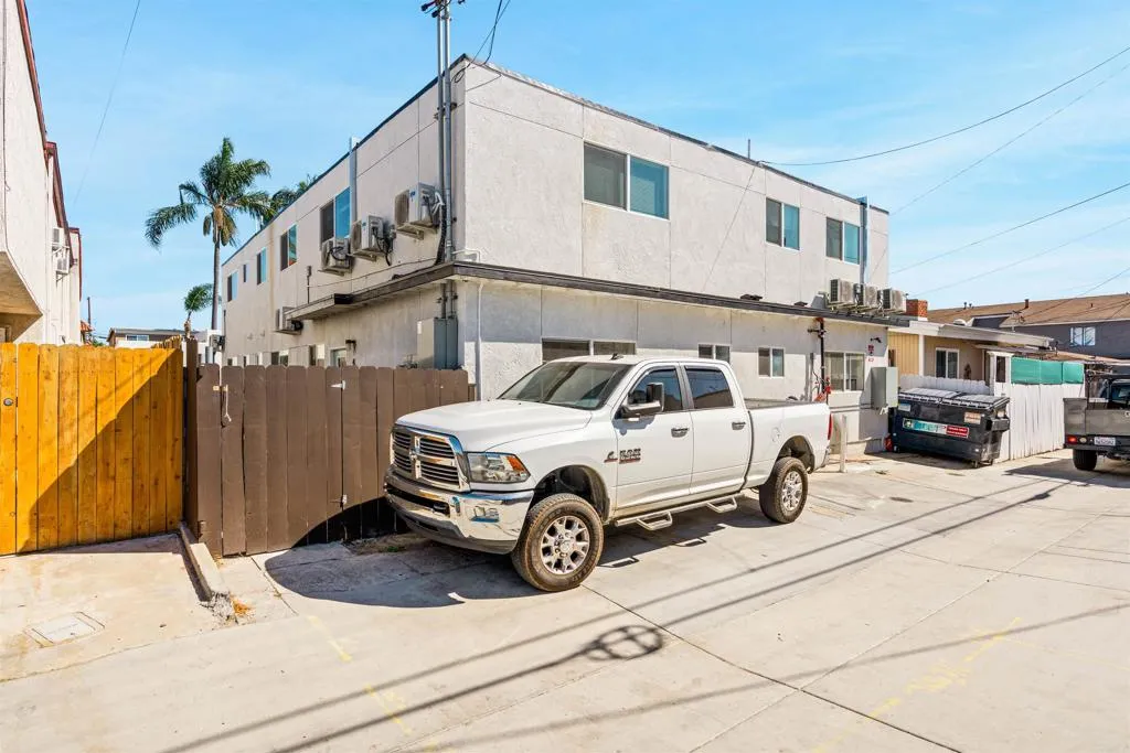4576-4582 Felton Street, San Diego, CA 92116
