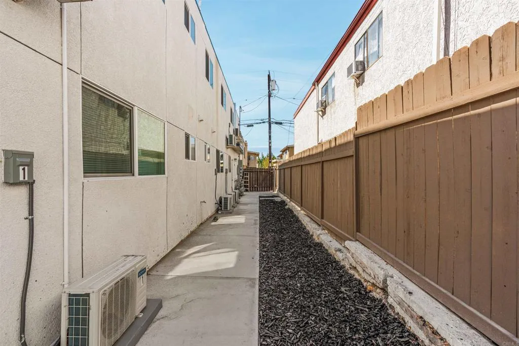 4576-4582 Felton Street, San Diego, CA 92116
