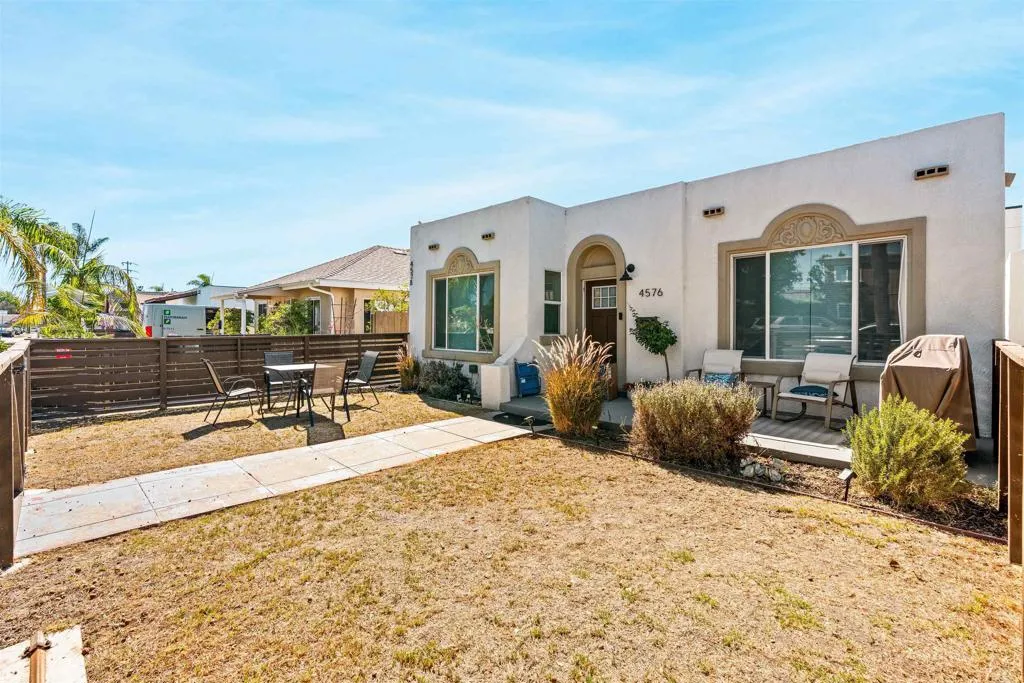 4576-4582 Felton Street, San Diego, CA 92116