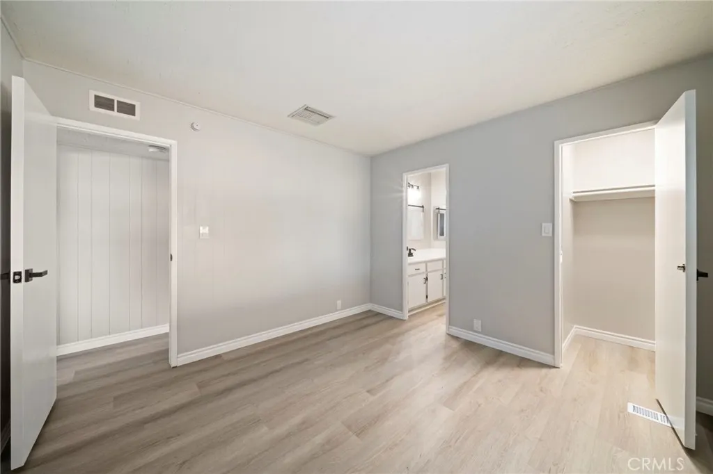 https://cdn.realtyfeed.com/cdn/127/307100499/974a9ddbe3cf06ec10cb3a7e651367c0.webp