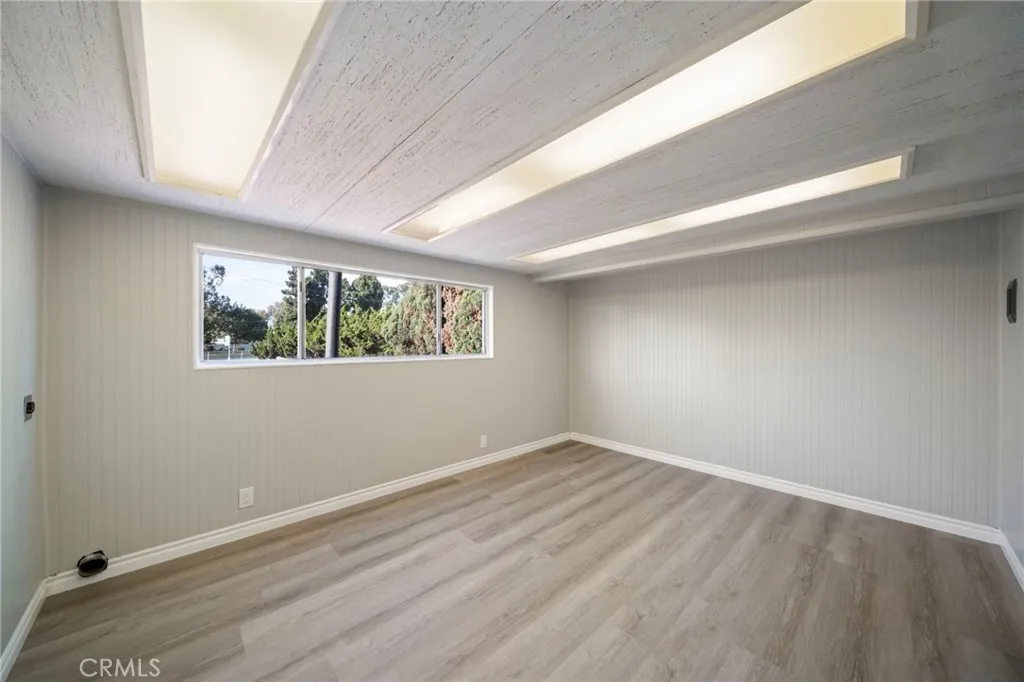https://cdn.realtyfeed.com/cdn/127/307100499/eafea85feacd3b45bb5297179352ed45.webp