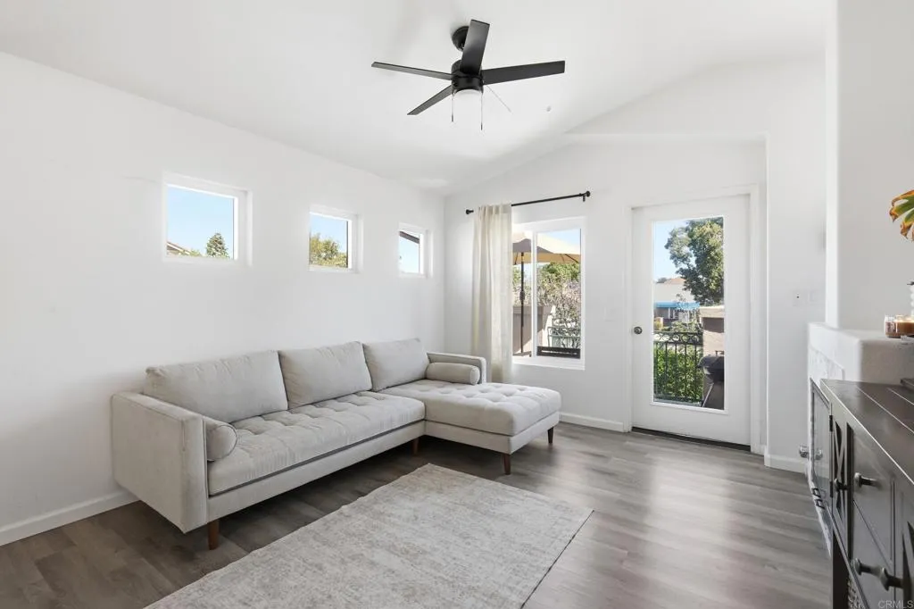 https://cdn.realtyfeed.com/cdn/127/307100507/7a2d948737dda0b814a3984e7bf353b1.webp