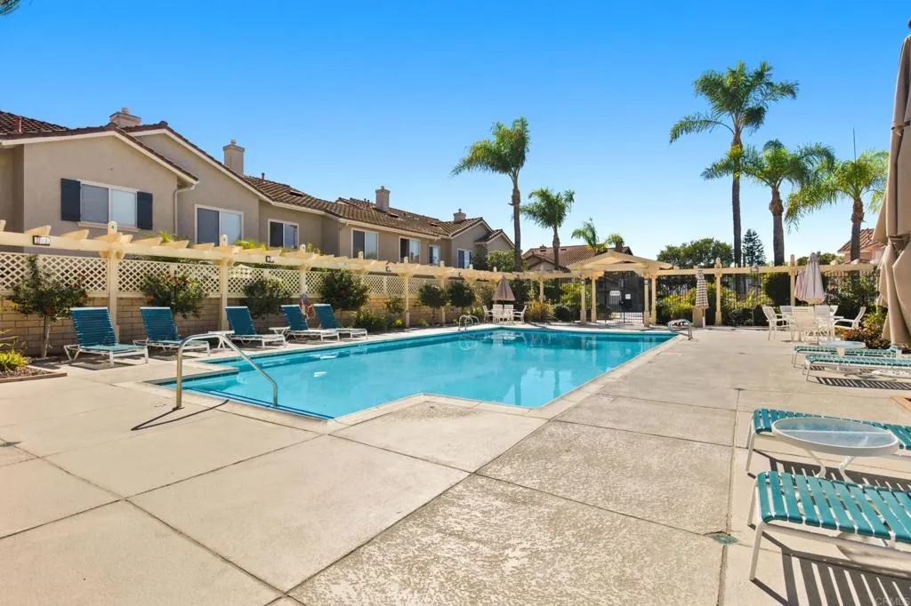 https://cdn.realtyfeed.com/cdn/127/307100507/918c7f0354f66086669a92f4111ebc68.webp
