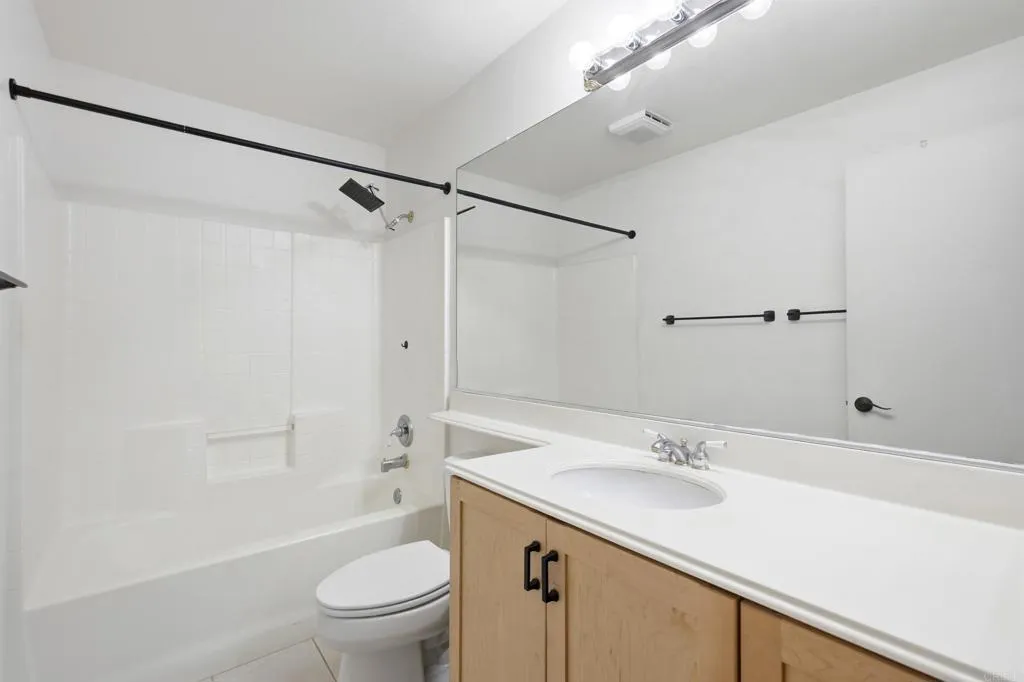 425 Whispering Willow Drive, #A, Santee, CA 92071