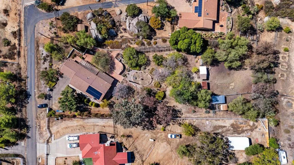 3042 Holly Rd, Alpine, CA 91901