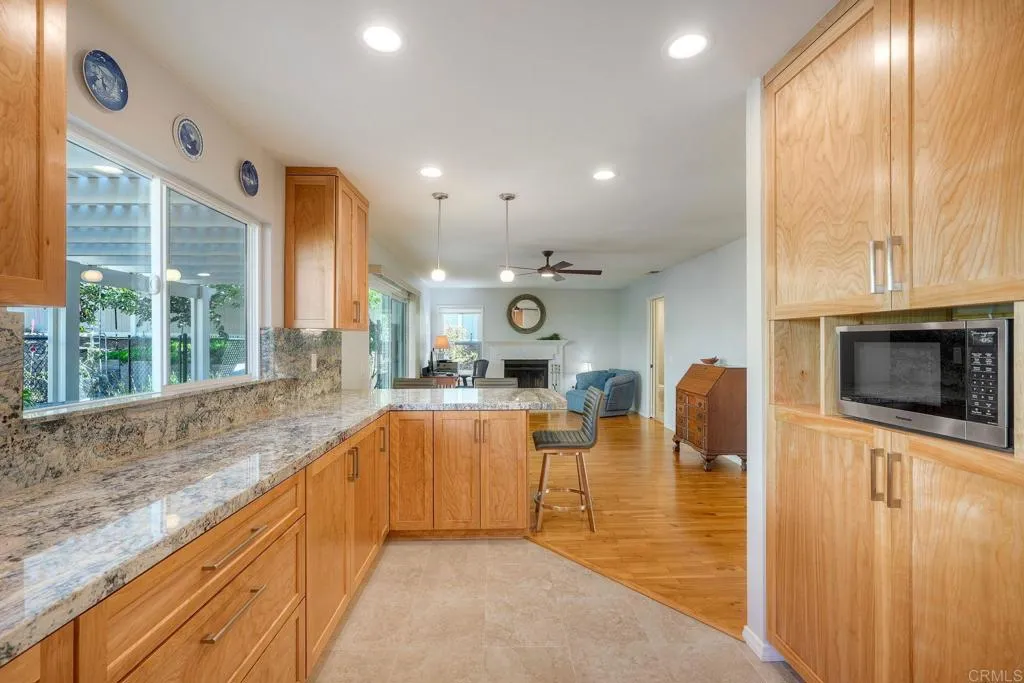 https://cdn.realtyfeed.com/cdn/127/307100685/4d2a8205e5f201cbe5af645d0c0ebe5e.webp