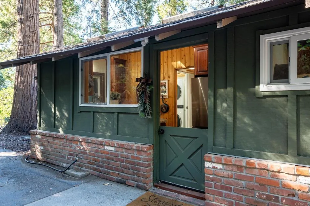 https://cdn.realtyfeed.com/cdn/127/307100688/154e869f276a4501e16515eda867b0d5.webp