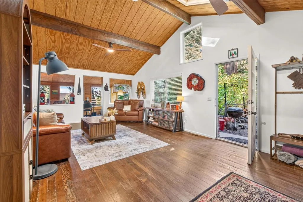 https://cdn.realtyfeed.com/cdn/127/307100688/9e2b71e669af142609991047e4af7985.webp