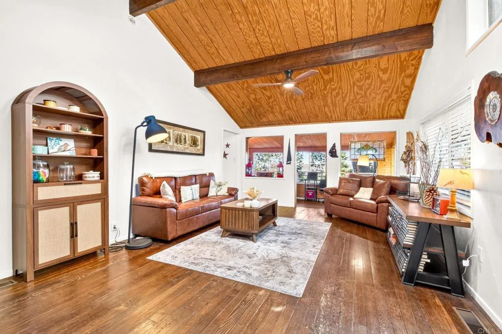 https://cdn.realtyfeed.com/cdn/127/307100688/df69fcd9a5f63b40f8789023dc5f404f.webp