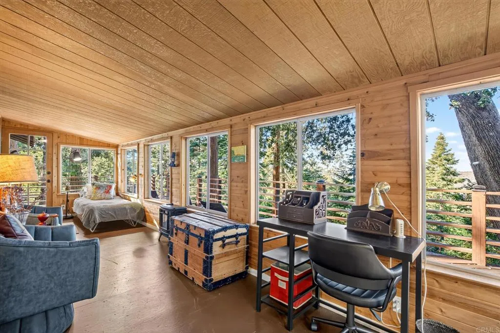https://cdn.realtyfeed.com/cdn/127/307100688/e2570b0c0400176f6531a19cfc7fcc12.webp
