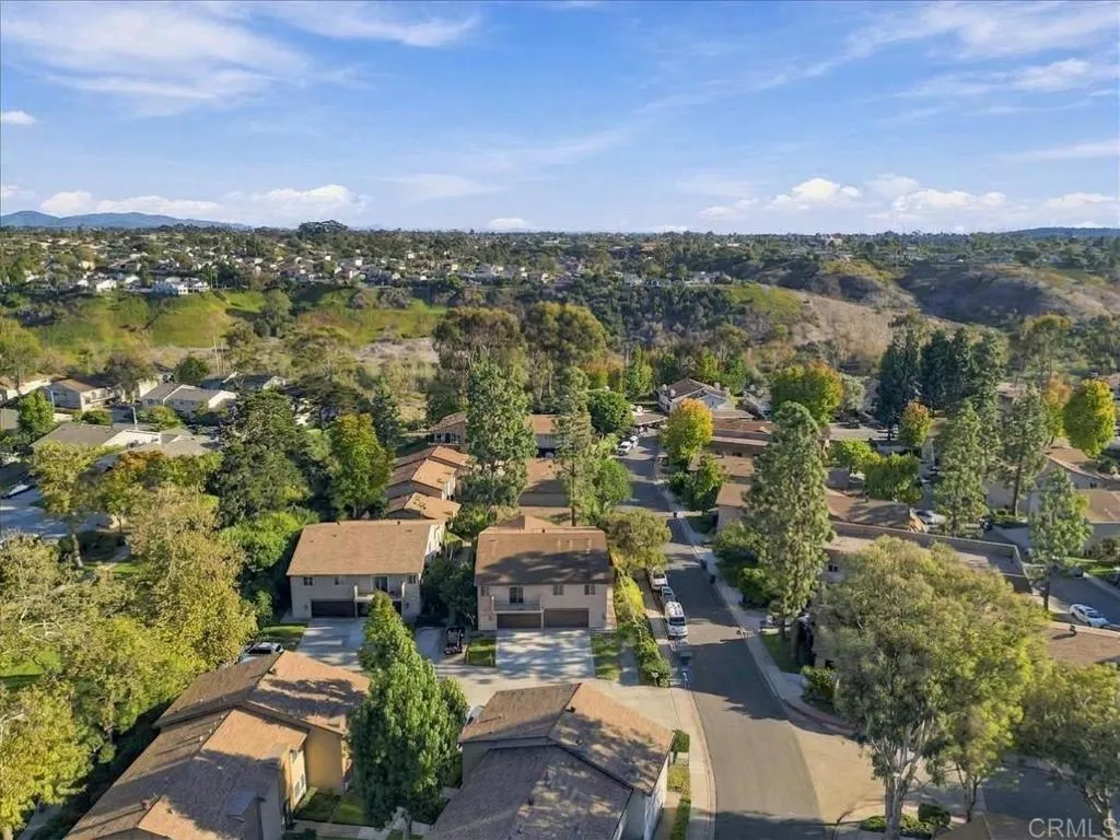 https://cdn.realtyfeed.com/cdn/127/307100779/207f7d82d256b34cb25aabff04aa072c.webp
