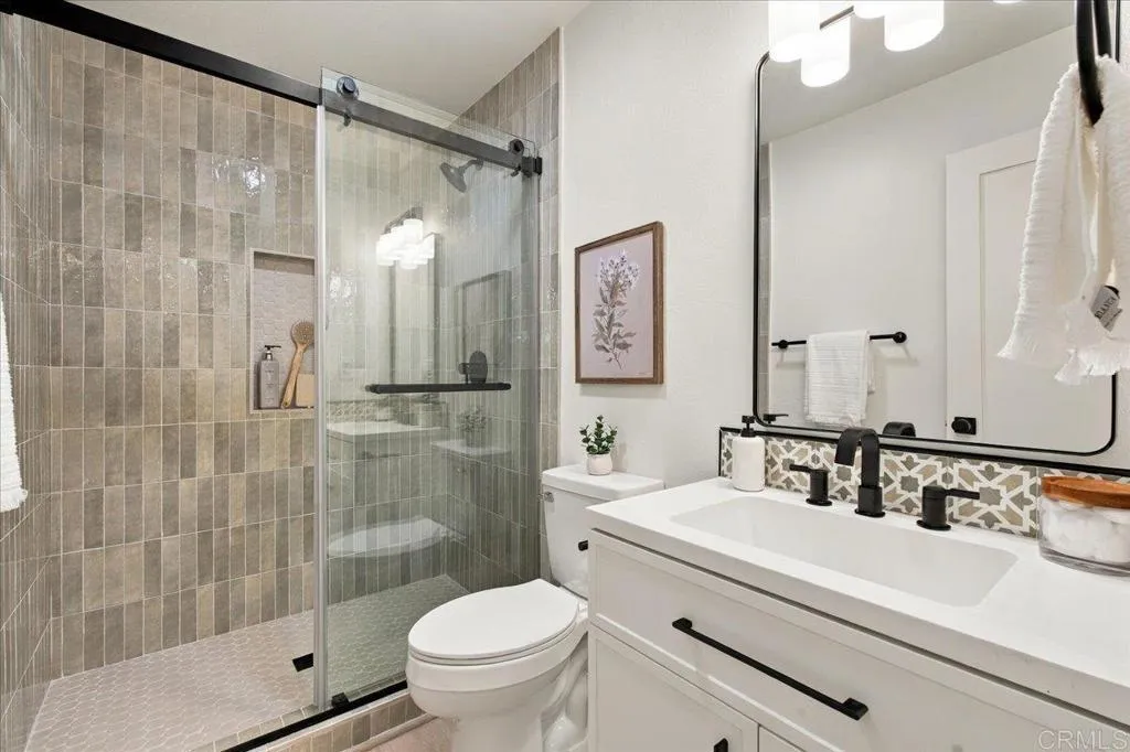 https://cdn.realtyfeed.com/cdn/127/307100779/736f1ca653aa3e9535d8baab234aba84.webp