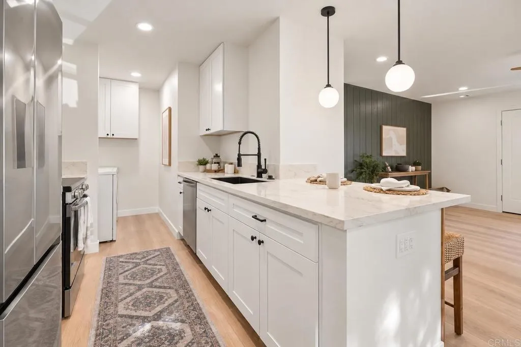 https://cdn.realtyfeed.com/cdn/127/307100779/816d10d602e57b02a5811f9322484212.webp