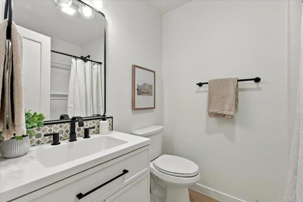 https://cdn.realtyfeed.com/cdn/127/307100779/8fc62da3e6f4c51af215fd982ec0e15b.webp