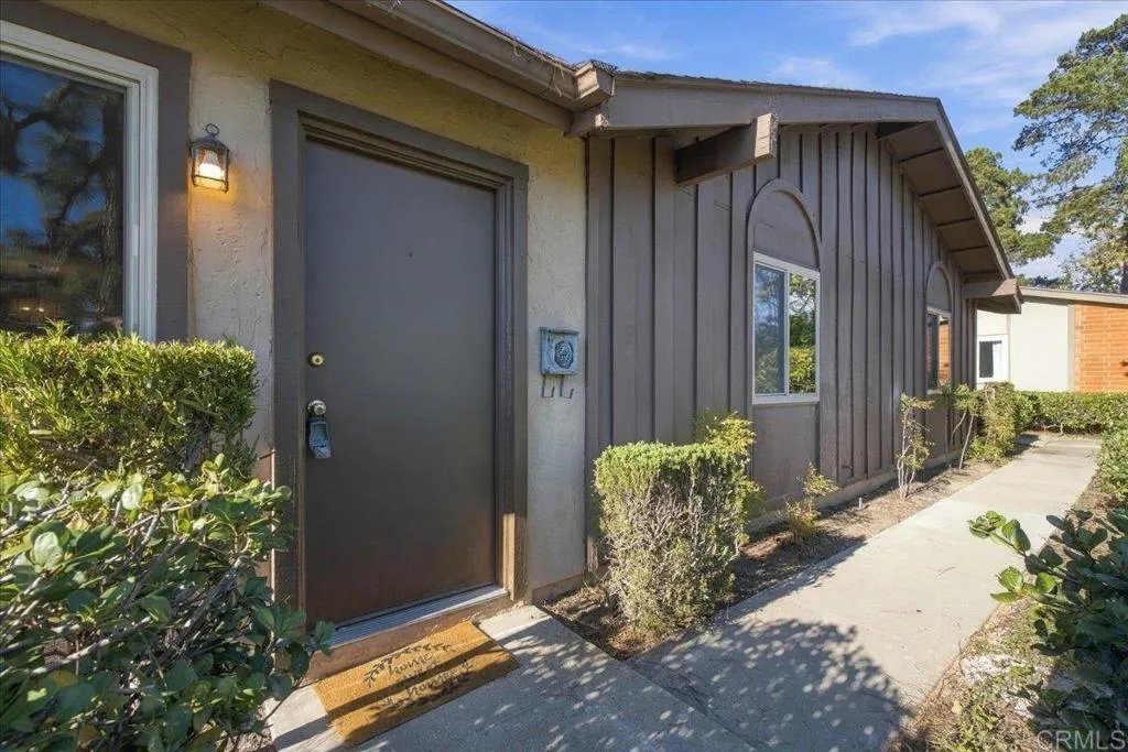 https://cdn.realtyfeed.com/cdn/127/307100779/98b6d8498e66e756aa03c67f61b8ab6a.webp