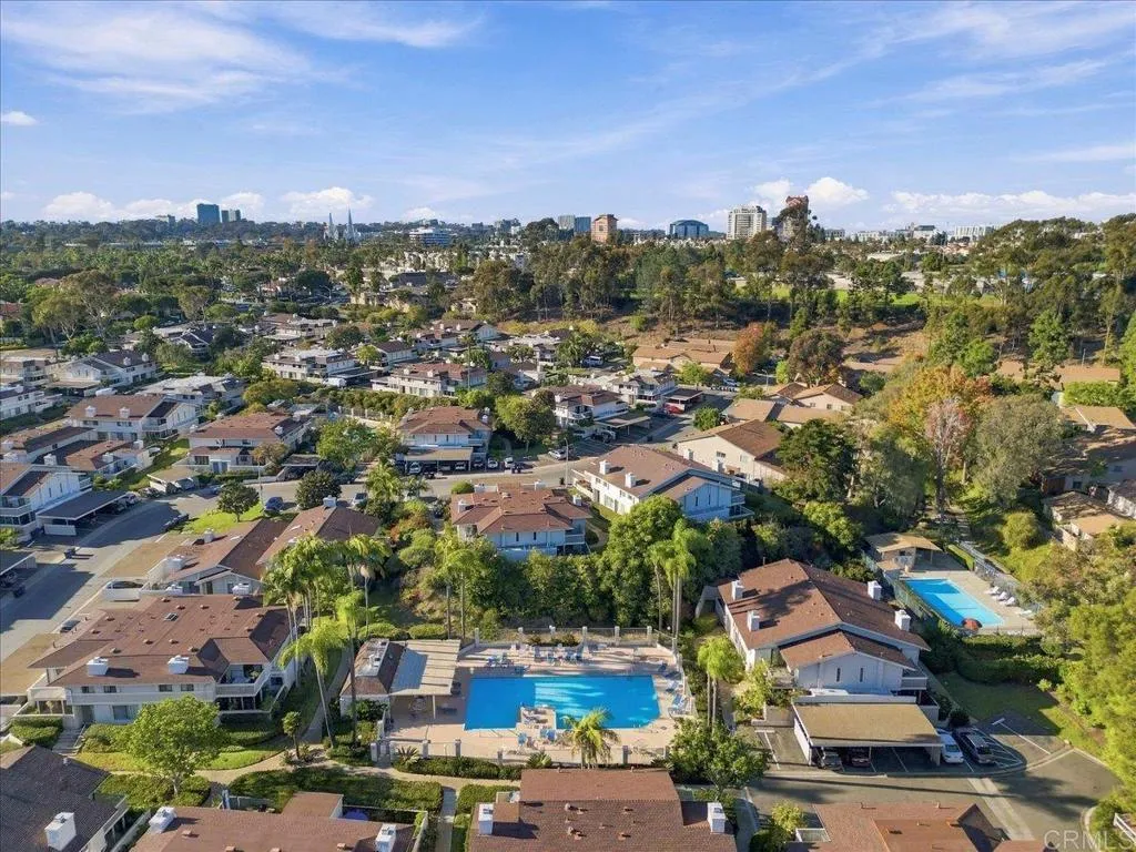https://cdn.realtyfeed.com/cdn/127/307100779/b9506a34d8091e9afe07207e3198b384.webp