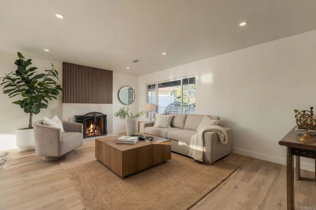 https://cdn.realtyfeed.com/cdn/127/307100807/1257b35430e8c2ffef2b76eba951655f.webp