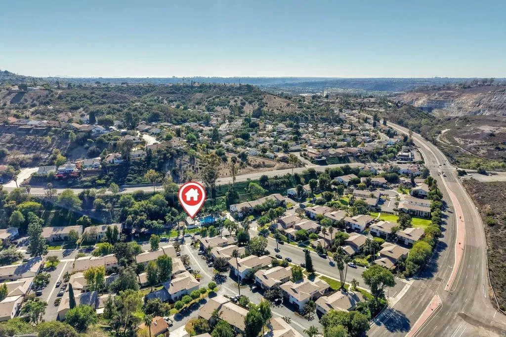 https://cdn.realtyfeed.com/cdn/127/307100815/1f6a7e413f53d21c7ef505c1b418644e.webp