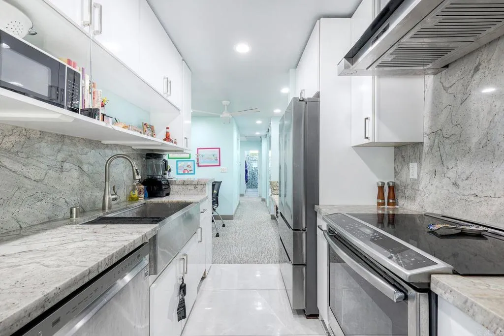 https://cdn.realtyfeed.com/cdn/127/307100815/40b0093bd5342811b81ba7914bd558b8.webp