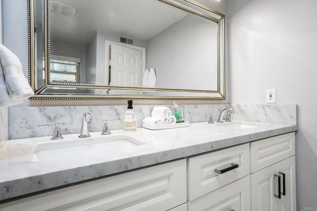 https://cdn.realtyfeed.com/cdn/127/307100851/4a57dc53b4edd79588acea06bcd66266.webp