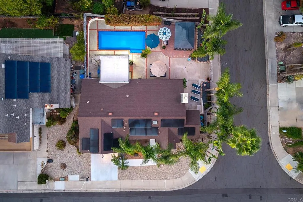 https://cdn.realtyfeed.com/cdn/127/307100851/b4f933f1a6348ed428d5517bc6c2887b.webp