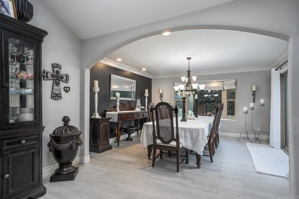 https://cdn.realtyfeed.com/cdn/127/307100851/bc3579bf66d5b9b00c554871fd13b0cb.webp