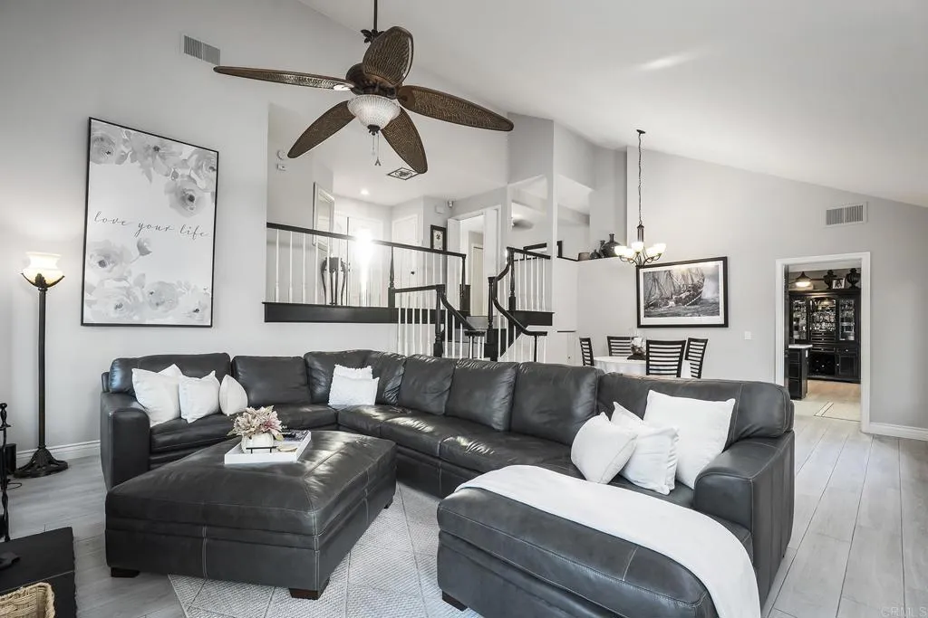 https://cdn.realtyfeed.com/cdn/127/307100851/fd635deb51c34705d7c161b70afb7b29.webp