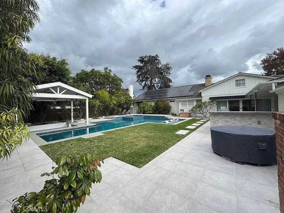 Long Beach, CA 90807