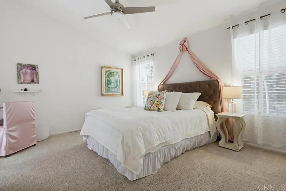 https://cdn.realtyfeed.com/cdn/127/307100921/e12245a9f09bb634a88d757e3b2956fb.webp