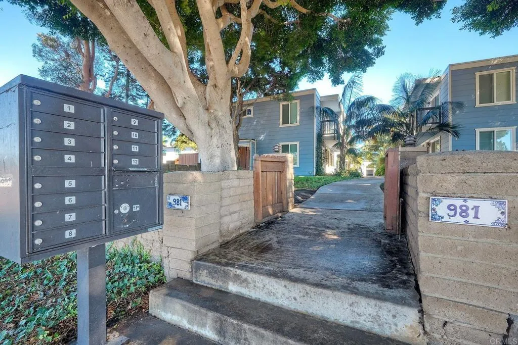 https://cdn.realtyfeed.com/cdn/127/307100936/004aadbcb3a8573db36b4d71af33b265.webp