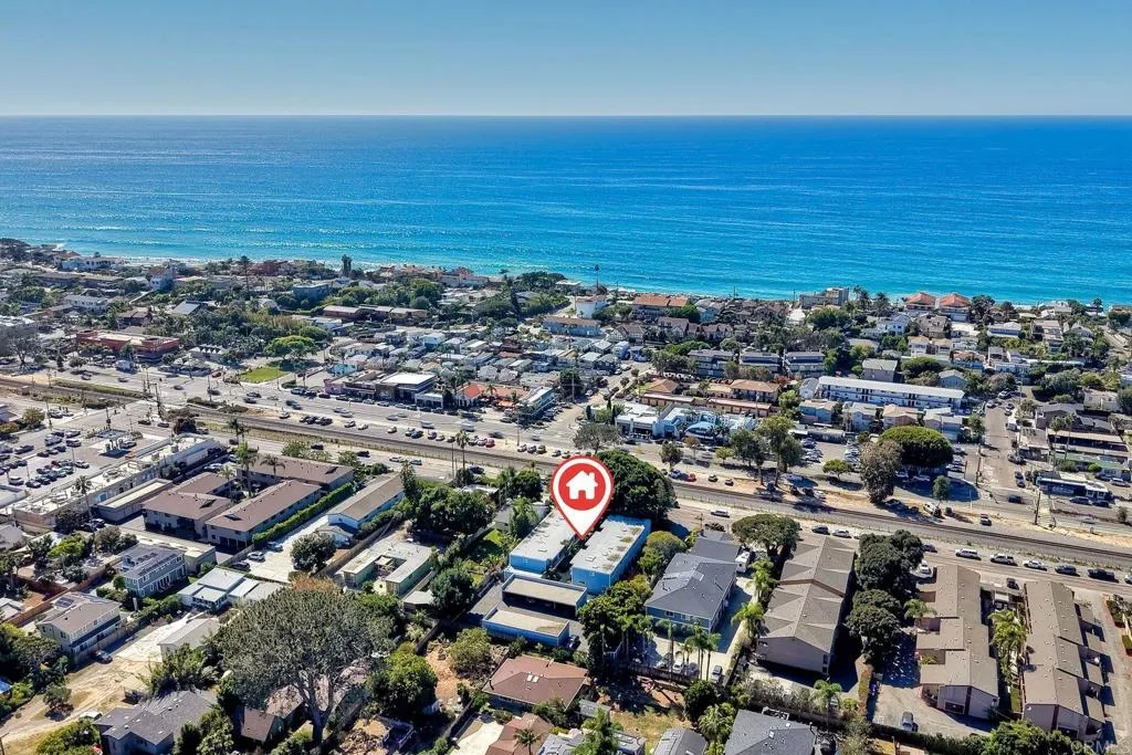 https://cdn.realtyfeed.com/cdn/127/307100936/21dc0a2ed8145a0a291957de5e1f7fd4.webp